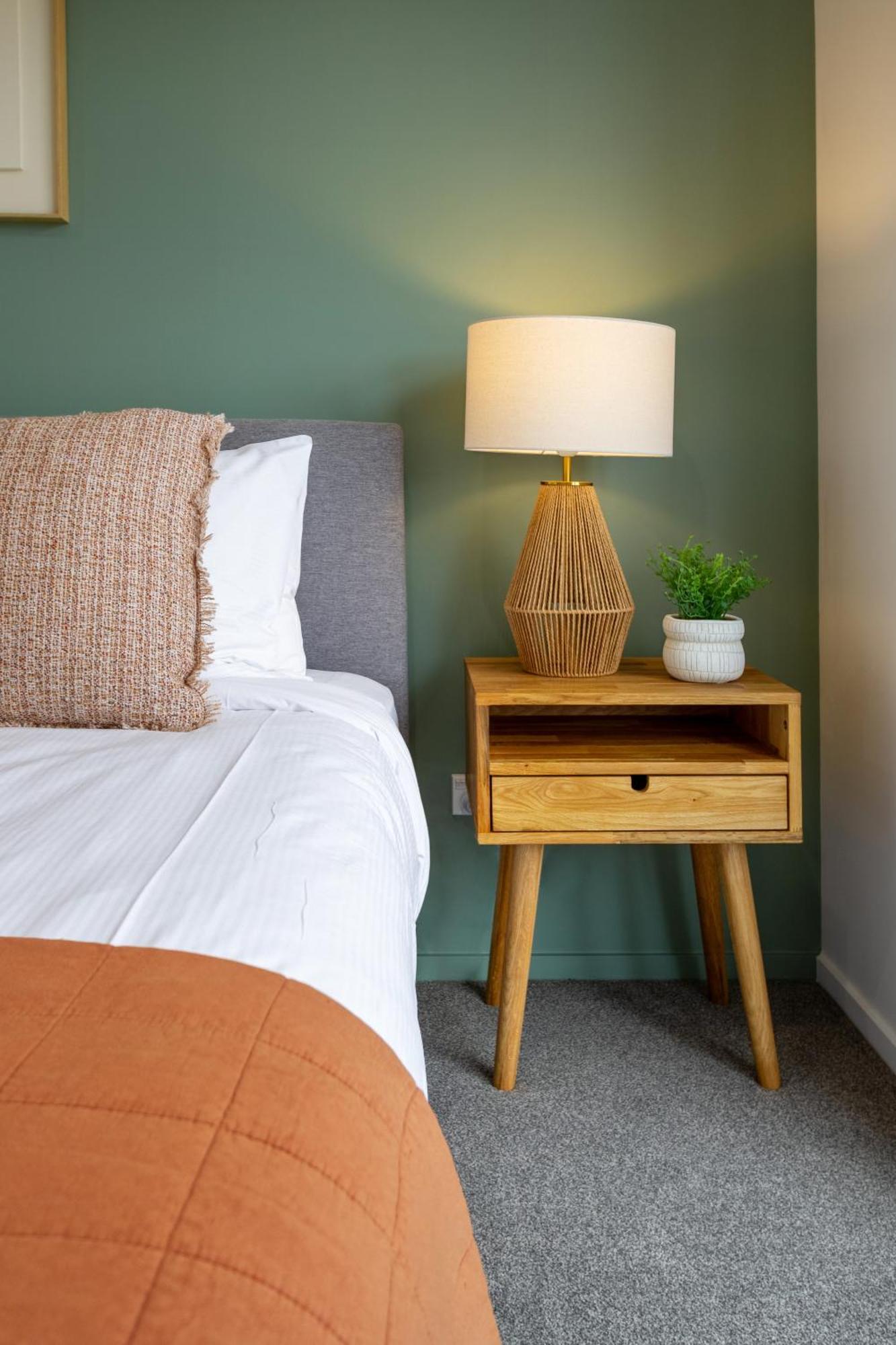 Modern City Lifestyle: 2 Bedroom 1 Bath Christchurch Kültér fotó