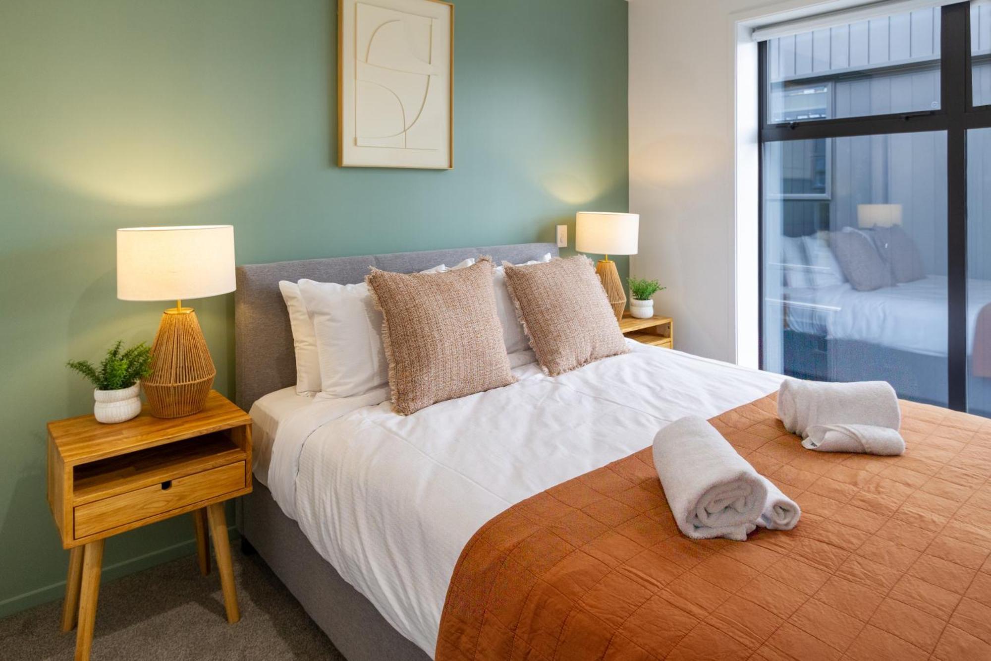 Modern City Lifestyle: 2 Bedroom 1 Bath Christchurch Kültér fotó